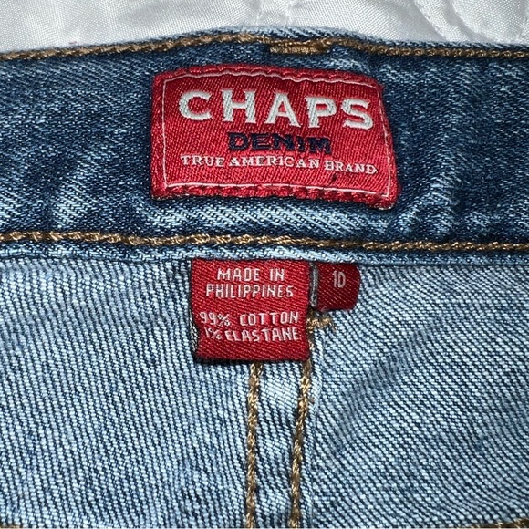 Chaps Denim Blue Jeans - Picture 2 of 9